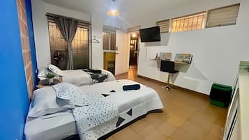 Standard Apartment | 1 bedroom, iron/ironing board (on request), WiFi (free), bed sheets