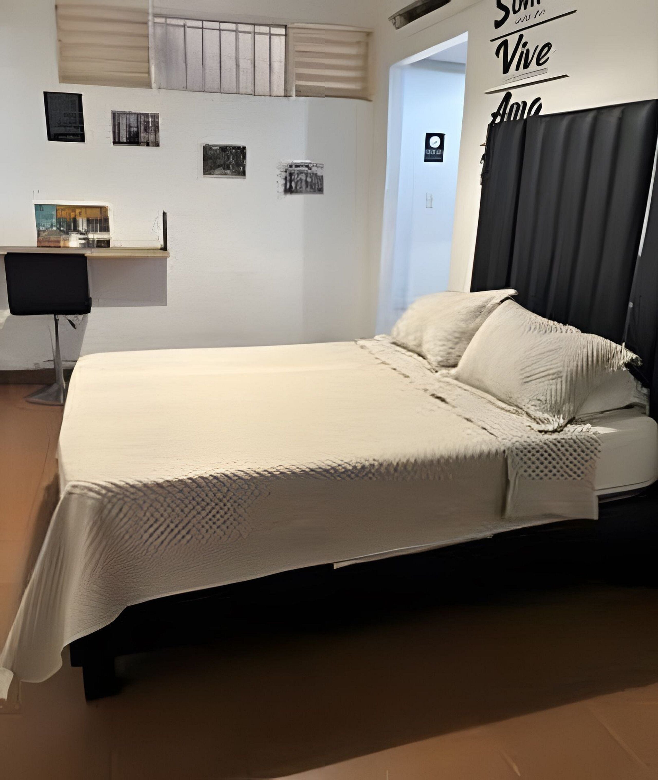 Junior Apartment | 1 bedroom, iron/ironing board (on request), WiFi (free), bed sheets