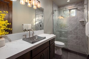 House, Multiple Beds (Tahoe Tranquili-Tree) | Bathroom amenities - Tahoe Tranquili-tree (Kings Beach)
