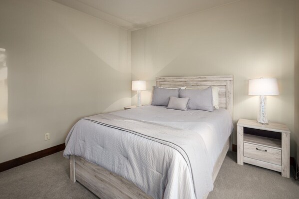 House, Multiple Beds (Tahoe Tranquili-Tree)