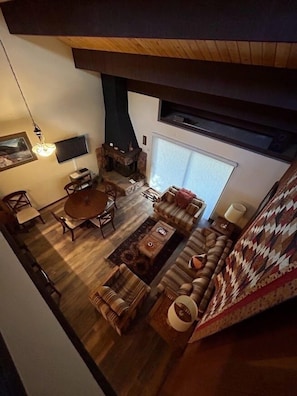 Living area - Rooted Resort (Kings Beach)