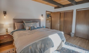 Condo, Multiple Beds (O'Hara's Place)