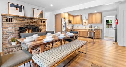 Troubadour's Landing