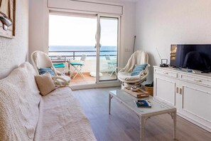 TV - Fener de Dalt 85 - Apartment with communal pool (Llança)