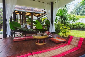 Terrace/patio - Superior Two Bedroom House (Banglamung)