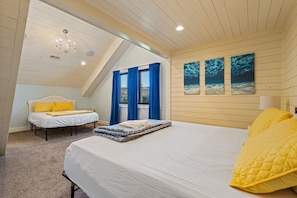 10 bedrooms, desk, iron/ironing board, free WiFi