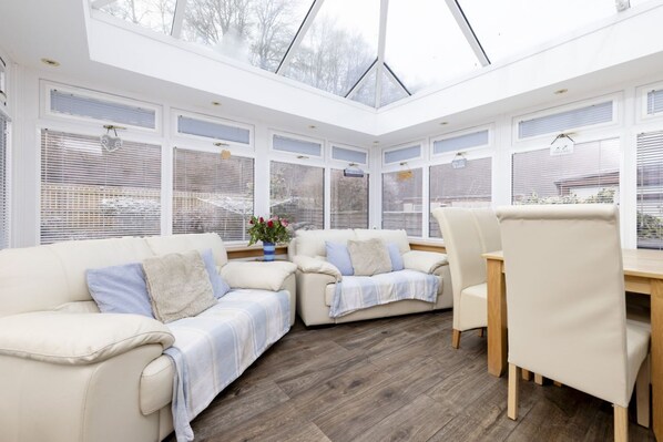 Télévision, espaces bureaux