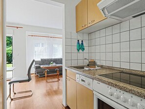 Kühlschrank, Ofen, Geschirrspüler, Toaster