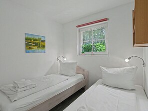 2 bedrooms, Internet