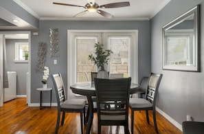Dining - Directly across from The Gathering Place-Riverside-Brookside-Dining-Shopping  (Tulsa)
