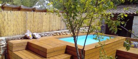 Piscine extérieure