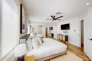 3 habitaciones, acceso a internet y ropa de cama