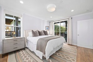 4 chambres, fer et planche à repasser, lit parapluie, Wi-Fi