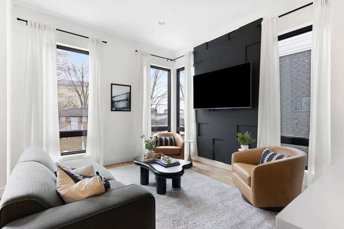 Smart TV, books, offices