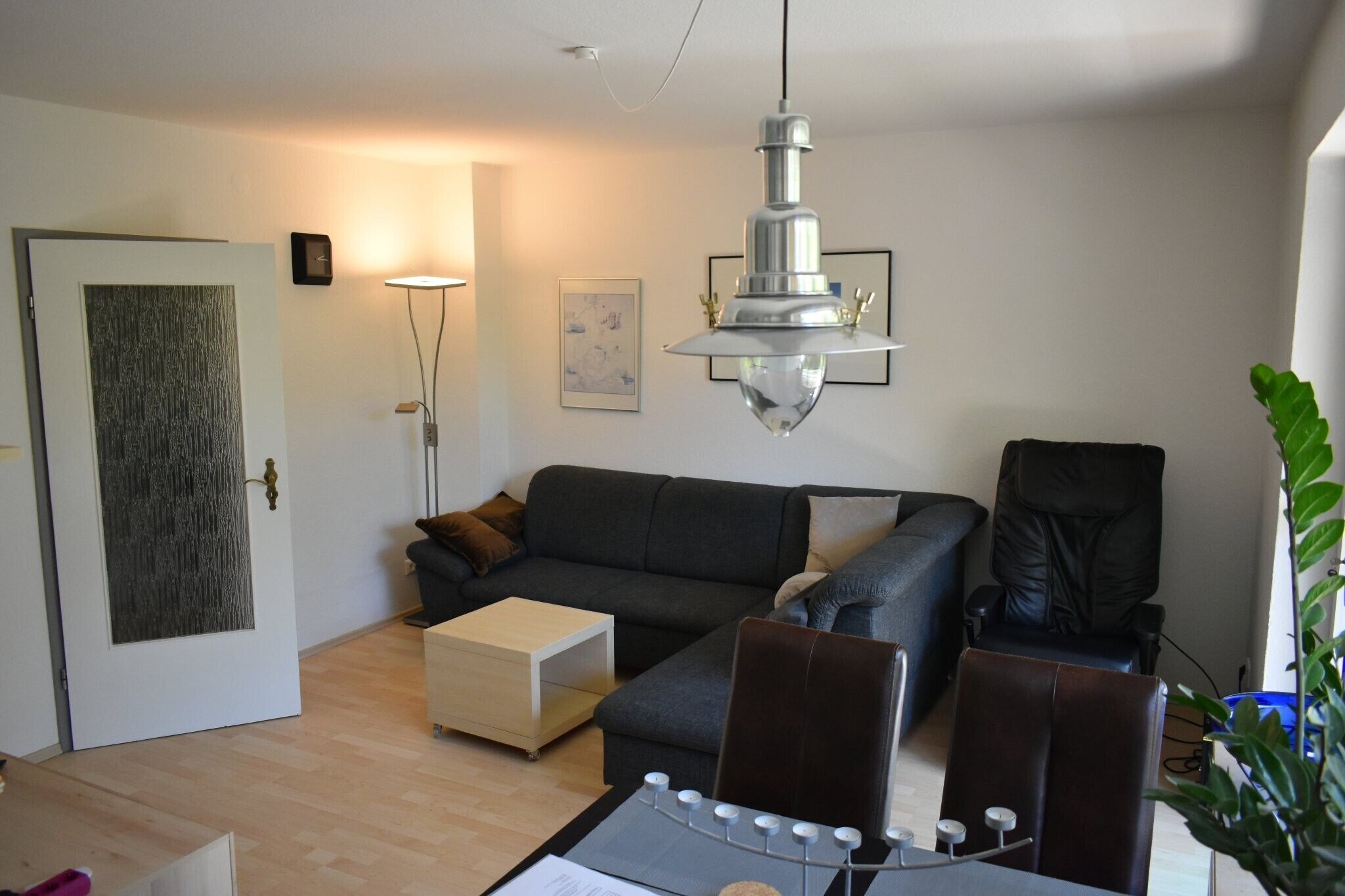 Tv, tv-spel, dvd-spelare och en stereo