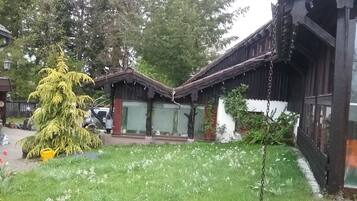 Enceinte de lâhĂ©bergement