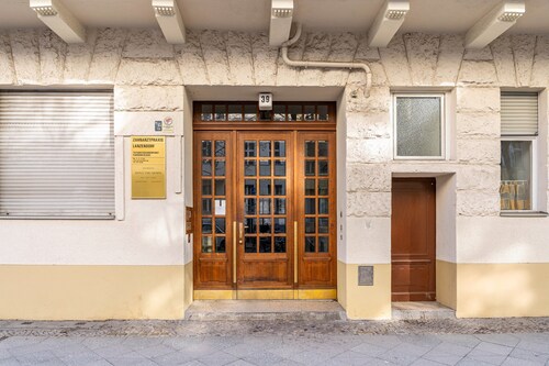 Apartment 'Appartement Berlin Charlottenburg' with Wi-Fi