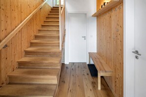 Interior - Holiday home "Ferienhaus Das Große Paradies" with Sauna, Garden, Hot Tub and Wi-Fi (Liebenau)