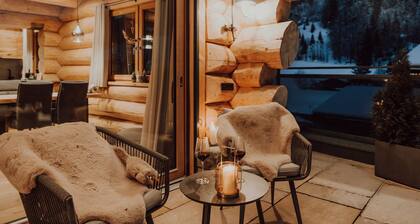 Chalet "Zwoasom" avec vue sur les montagnes, terrasse privée et Wi-Fi