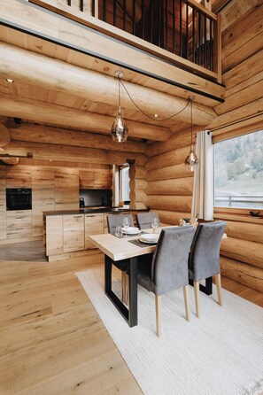 Dining - Chalet "Zwoasom" with Mountain View, Private Terrace & Wi-Fi (Großarl)