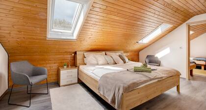 Apartment 'Friedmann' with Private Garden, Balcony and Wi-Fi