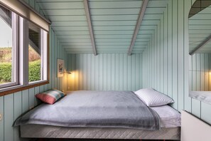 3 bedrooms, free WiFi, bed sheets - Holiday home 'Ferienhaus Bellevue' - Spectacular sea view over the fjord to Denmark (Glücksburg-Bockholm)