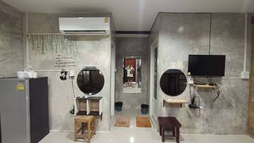 Familierom, flere senger (For 8 persons) | Skrivebord, wi-fi (inkludert) og sengetøy