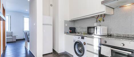 Fridge, microwave, oven, dishwasher