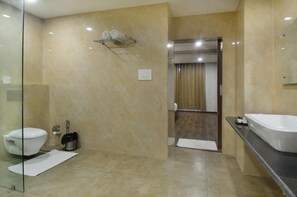 Bathroom - Hotel Royal Vrindaban  (Haridwar)