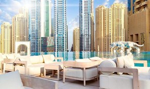 Outdoor pool - Luxury Address Res Dubai Marina 1BR-2514 (Dubai)