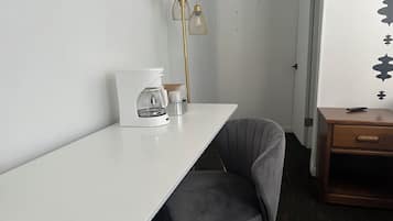 Premium Room, 1 Double Bed | Free WiFi, bed sheets