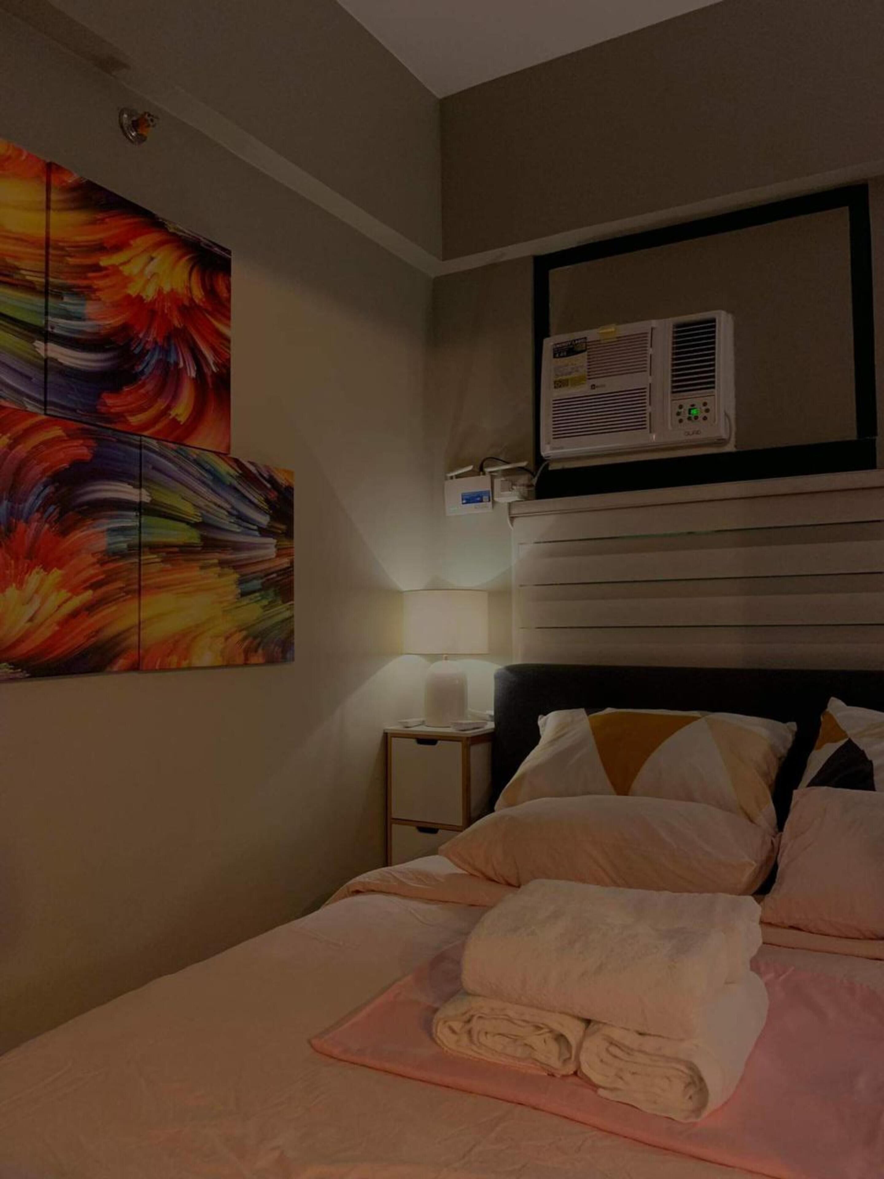 Signature Condo, 1 Queen Bed with Sofa bed, City View | 1 bedroom, individually decorated, individually furnished