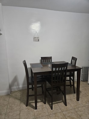 Dining - Cozy spacious 2 separate rooms in a two-bedroom apartment  (The Bronx)