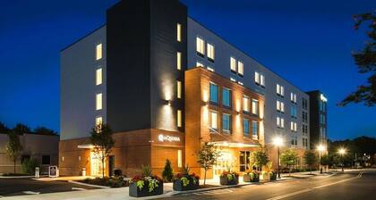 La Quinta Inn & Suites by Wyndham Chattanooga Downtown/South