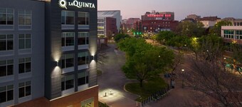 ลา กวินตา อินน์ & สวีทส์ โดย Wyndham เชตานูกา ดาวน์ทาวน์/เซาท์