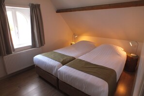 3 Schlafzimmer, Bügeleisen/Bügelbrett, Reisekinderbett, kostenloses WLAN