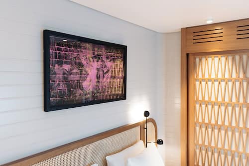 SUITE KARL MARX | Minibar, free WiFi, bed sheets