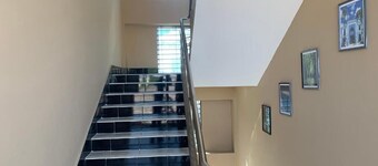 Hotel Grand Brothers