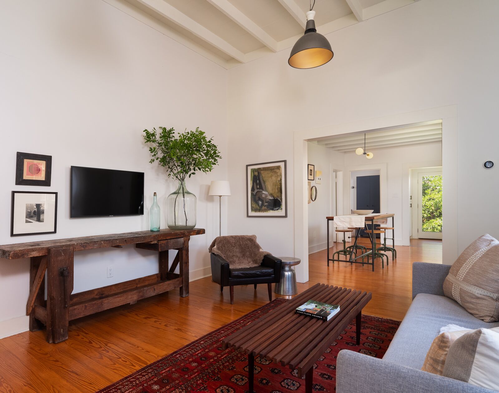 Cozy Home Nr DT River Walk, Alamo | WiFi Yard BBQ