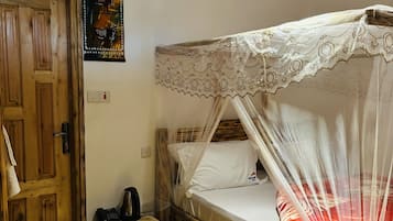 Traditional Room, 1 Large Single Bed, Garden Area