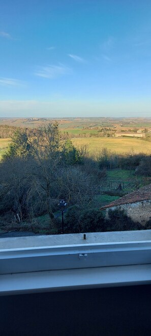 View from property - Room for rent in charming Lauragais village. (Saint-Félix-Lauragais)