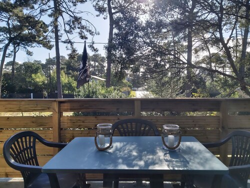 Appartement T2 de 42m2 Avec Balcon à 150m de la Plage Côté Bassin