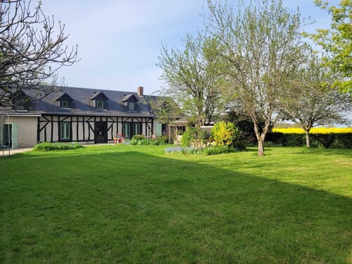 Maison de charme dans un écrin de verdure