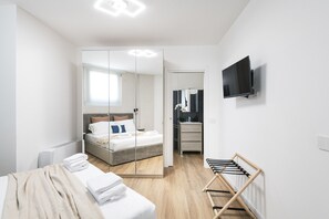 4 Schlafzimmer, Bügeleisen/Bügelbrett, WLAN, Bettwäsche