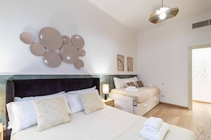 3 Schlafzimmer, Bügeleisen/Bügelbrett, WLAN, Bettwäsche