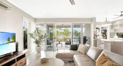 Exclusive Waterfront Luxury | Private Pool | Marina Views - The Anchorage