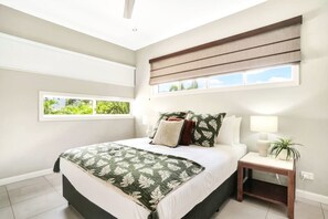 4 bedrooms, iron/ironing board, travel cot, free WiFi