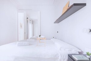1 chambre, fer et planche à repasser, Wi-Fi, draps fournis