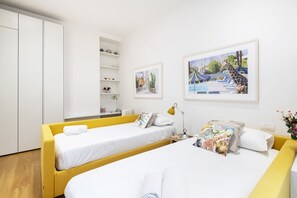 2 室のベッドルーム、アイロン / アイロン台、WiFi、ベッドシーツ