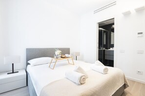 2 slaapkamers, een strijkplank/strijkijzer, wifi, beddengoed